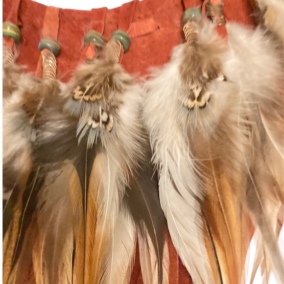 Vintage Suede Halter Tie up Top with Feathers & Skirt
Great Vintage Condition - Picture 4 of 13